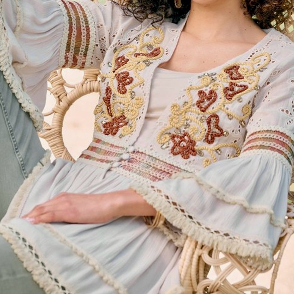 Soft Surroundings Cream and Gold Embroidered Top